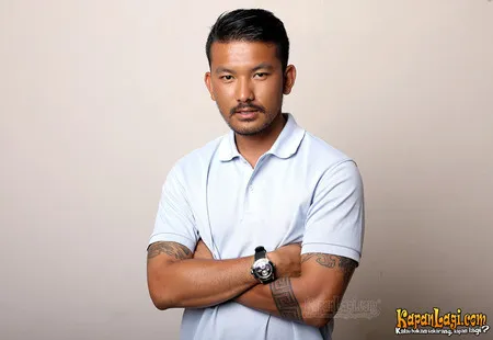 Foto Rio Dewanto