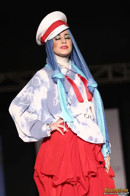 Foto Risty Tagor