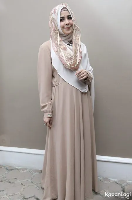 Foto Risty Tagor