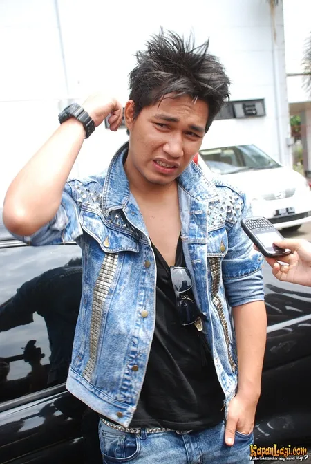 Foto Rizal Armada