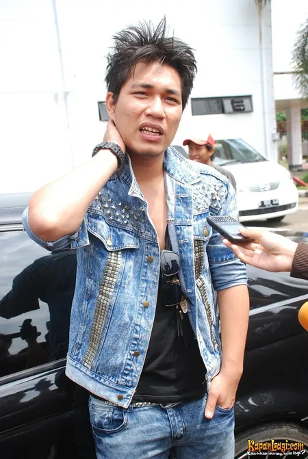 Foto Rizal Armada