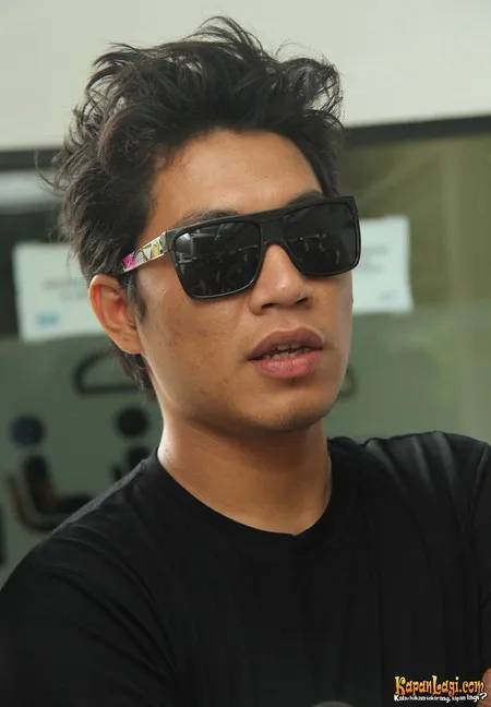 Foto Rizal Armada