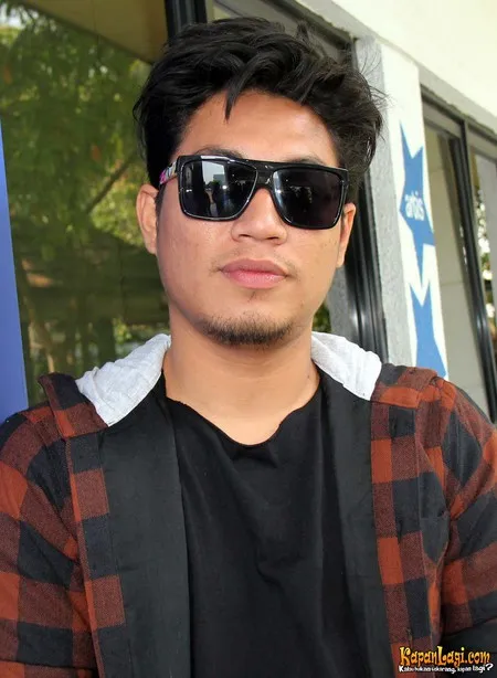 Foto Rizal Armada