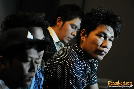 Foto Rizal Armada