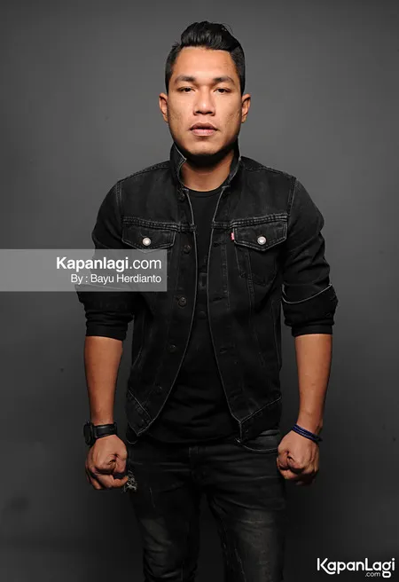 Foto Rizal Armada