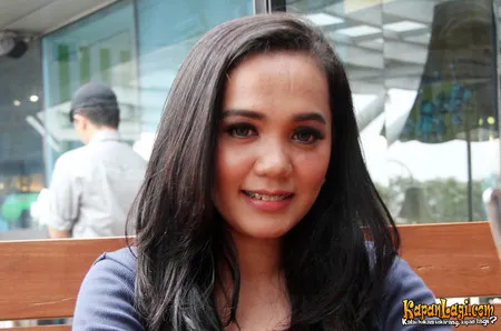 Foto Rizke Kembar Srikandi