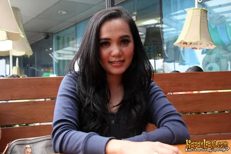 Foto Rizke Kembar Srikandi