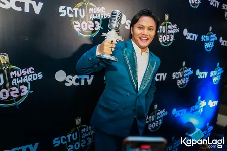 Foto Rizky Febian