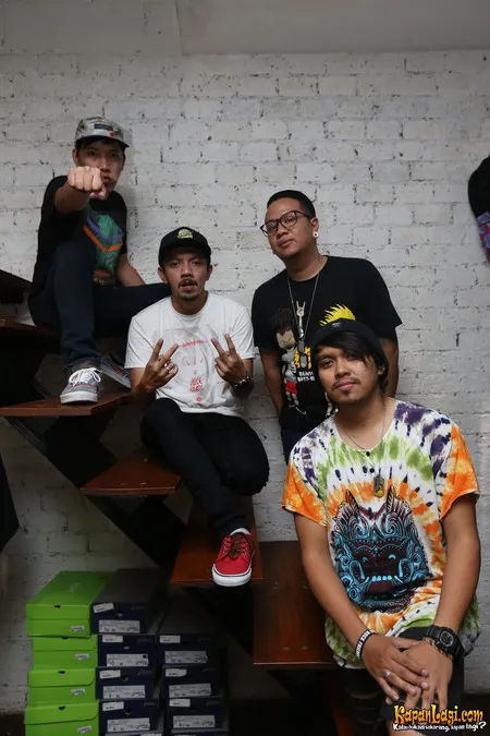 Foto Rocket Rockers