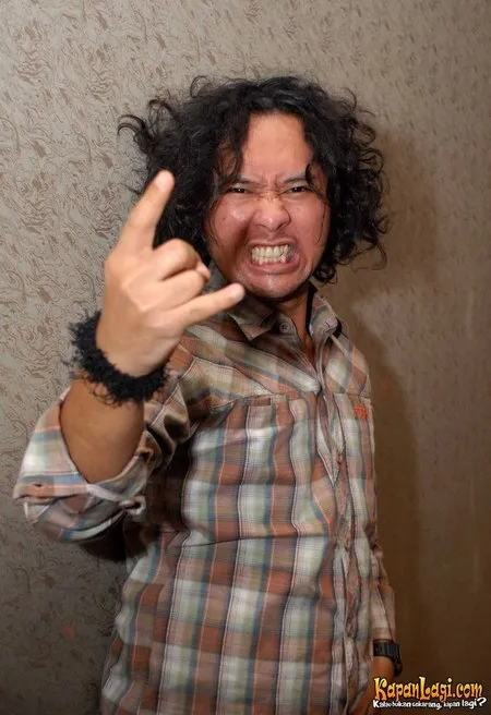 Foto Ronal Surapradja