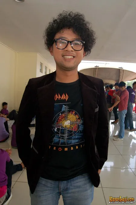 Foto Ronal Surapradja