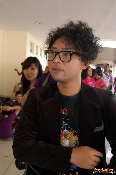 Foto Ronal Surapradja