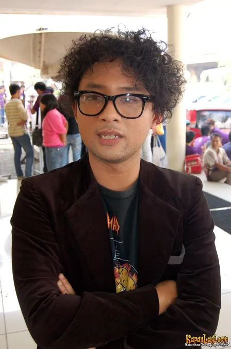 Foto Ronal Surapradja