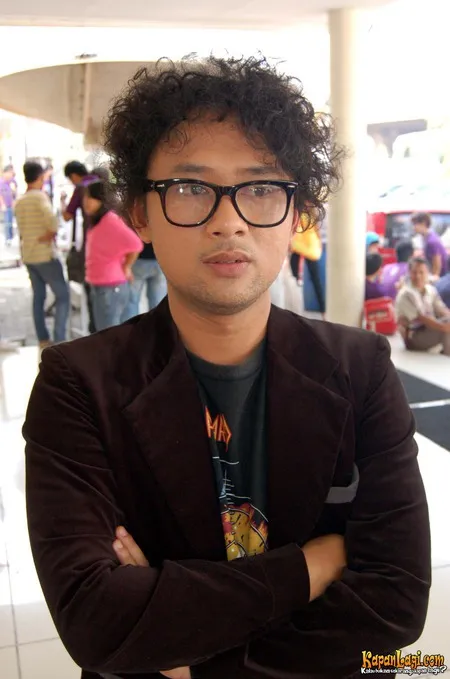 Foto Ronal Surapradja