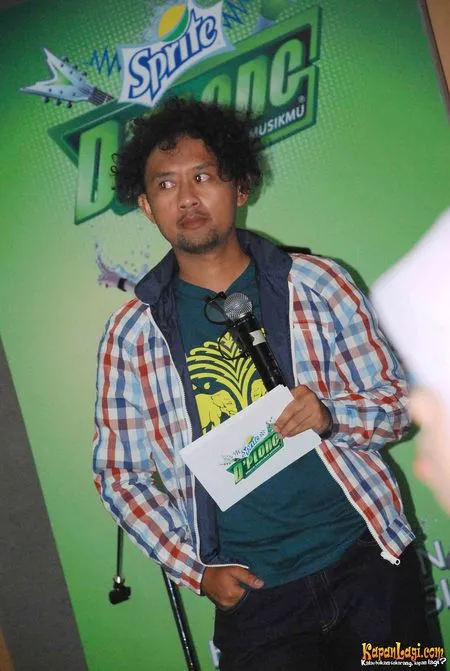 Foto Ronal Surapradja