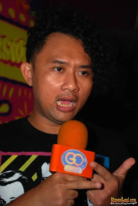 Foto Ronal Surapradja