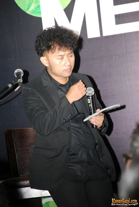 Foto Ronal Surapradja