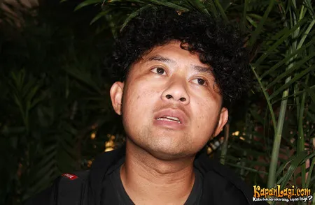 Foto Ronal Surapradja