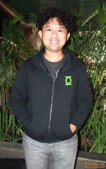 Foto Ronal Surapradja