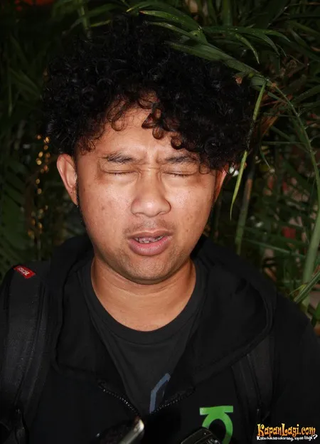 Foto Ronal Surapradja