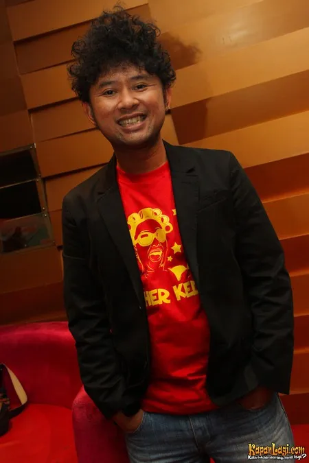 Foto Ronal Surapradja