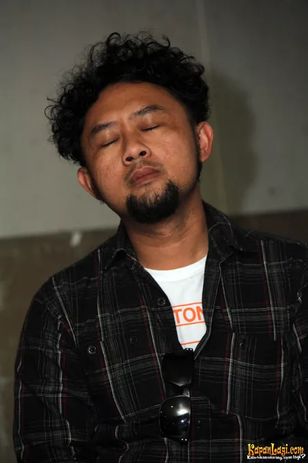 Foto Ronal Surapradja