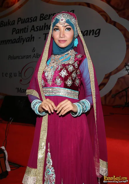 Foto Roro Fitria