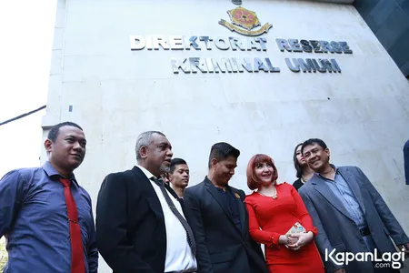 Foto Roro Fitria