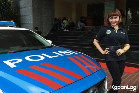 Foto Roro Fitria