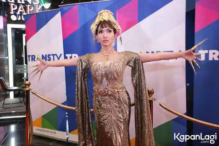 Foto Roro Fitria