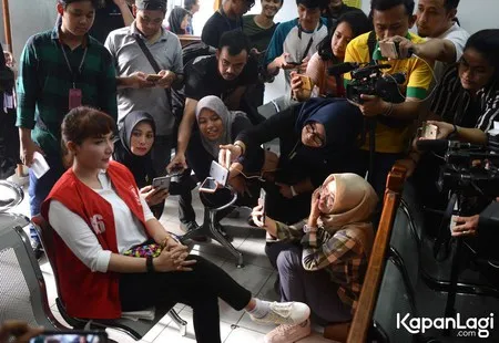 Foto Roro Fitria