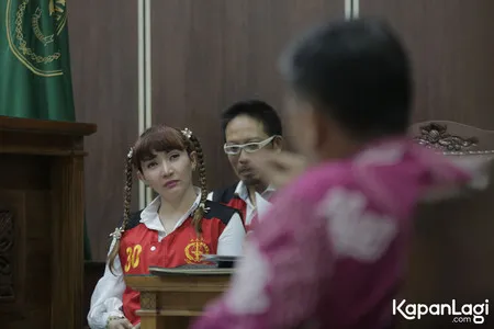 Foto Roro Fitria