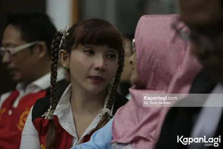Foto Roro Fitria