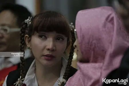 Foto Roro Fitria