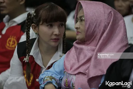 Foto Roro Fitria