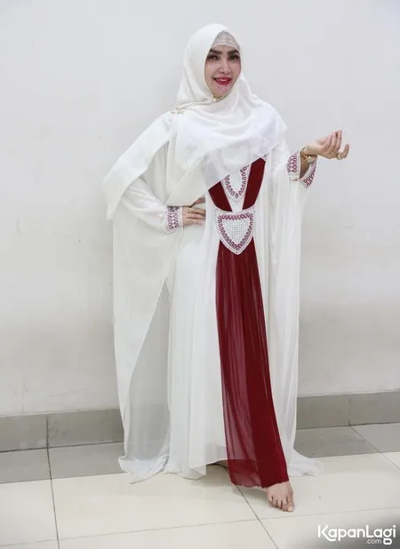 Foto Roro Fitria