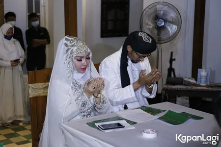 Foto Roro Fitria