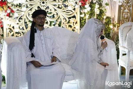 Foto Roro Fitria