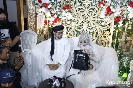 Foto Roro Fitria