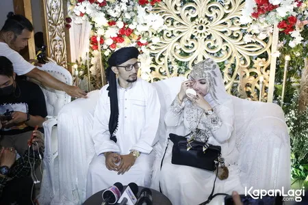 Foto Roro Fitria