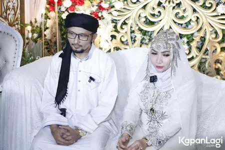 Foto Roro Fitria