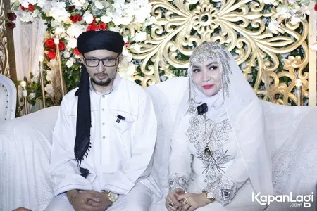 Foto Roro Fitria