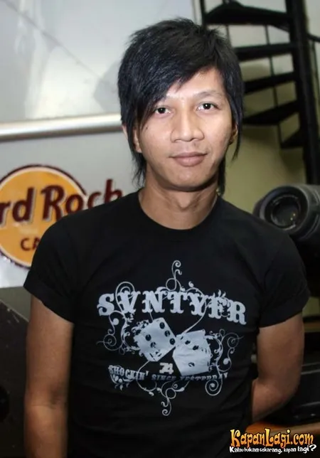 Foto Rowman Ungu