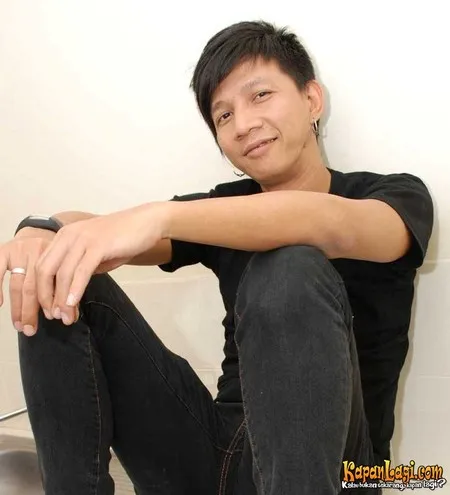 Foto Rowman Ungu