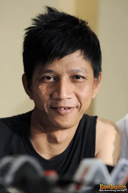 Foto Rowman Ungu