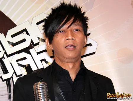 Foto Rowman Ungu