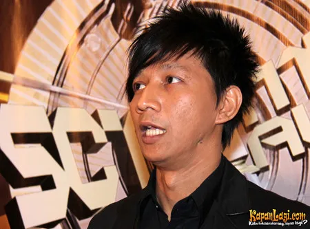 Foto Rowman Ungu