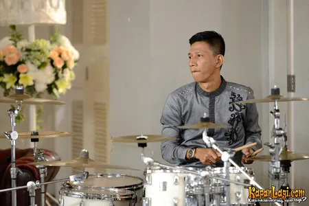 Foto Rowman Ungu