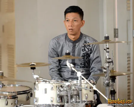 Foto Rowman Ungu