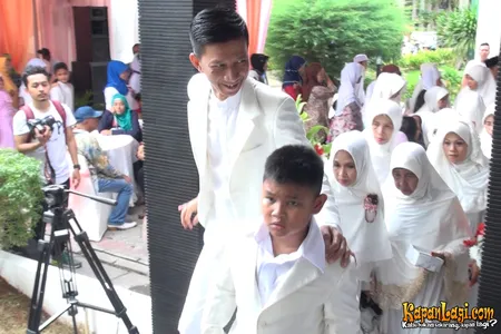 Foto Rowman Ungu